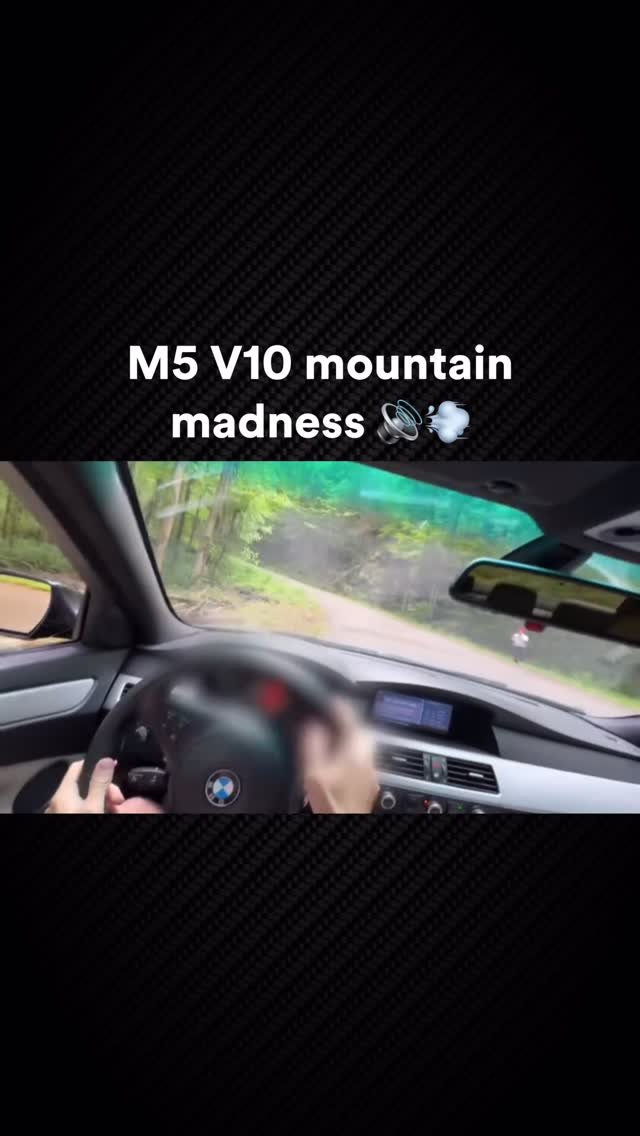 whipszn 게시물 이미지: That engine is screaming! 😮‍💨🔥

🎥: @schaefchen