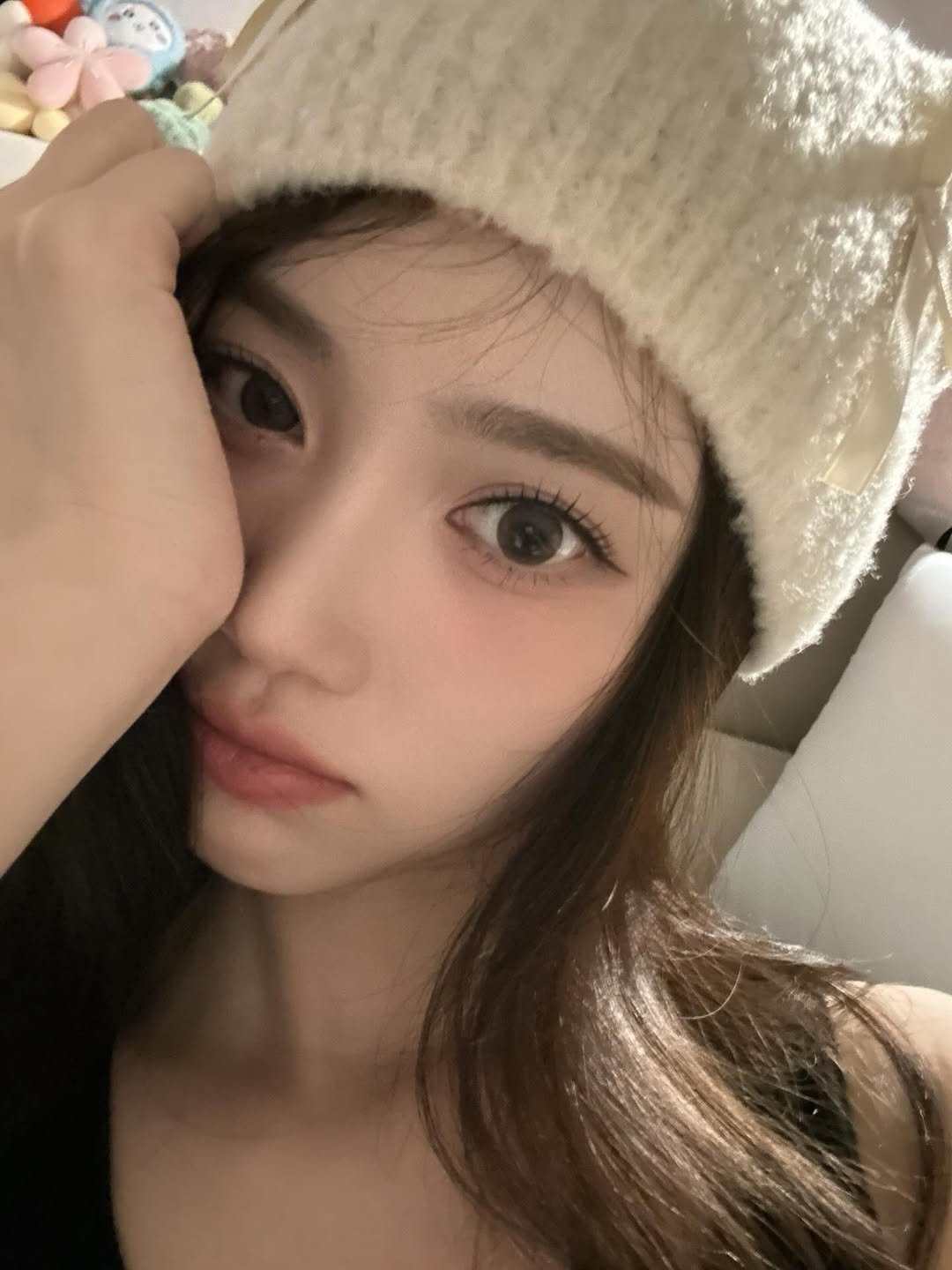 Photo by SHEN XIAOTING on February 24, 2026. May be a selfie of one or more people, hair, hat and text.