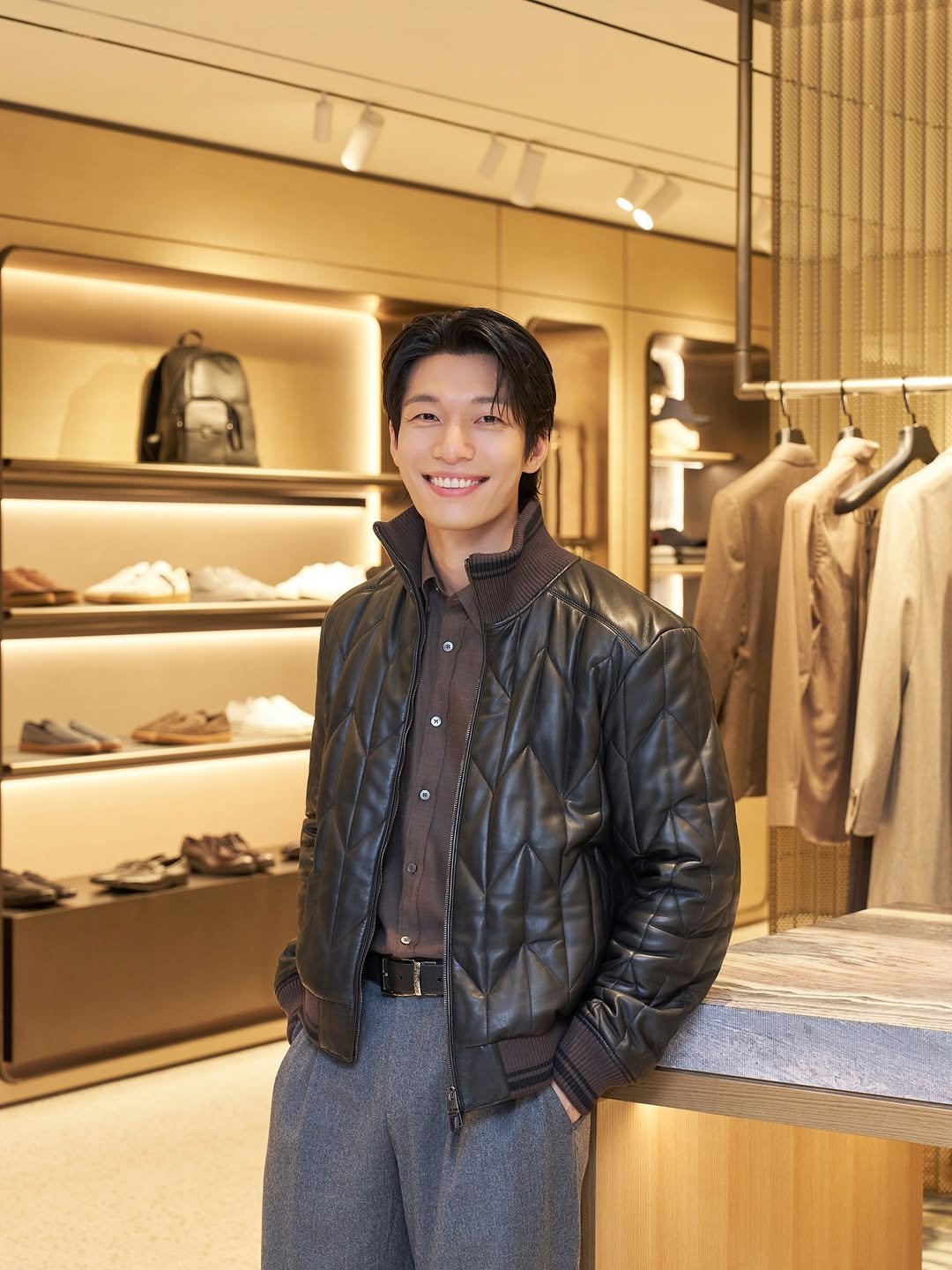 Photo shared by 위하준 Wi Ha Jun on September 26, 2025 tagging @canali. May be an image of outerwear and text.