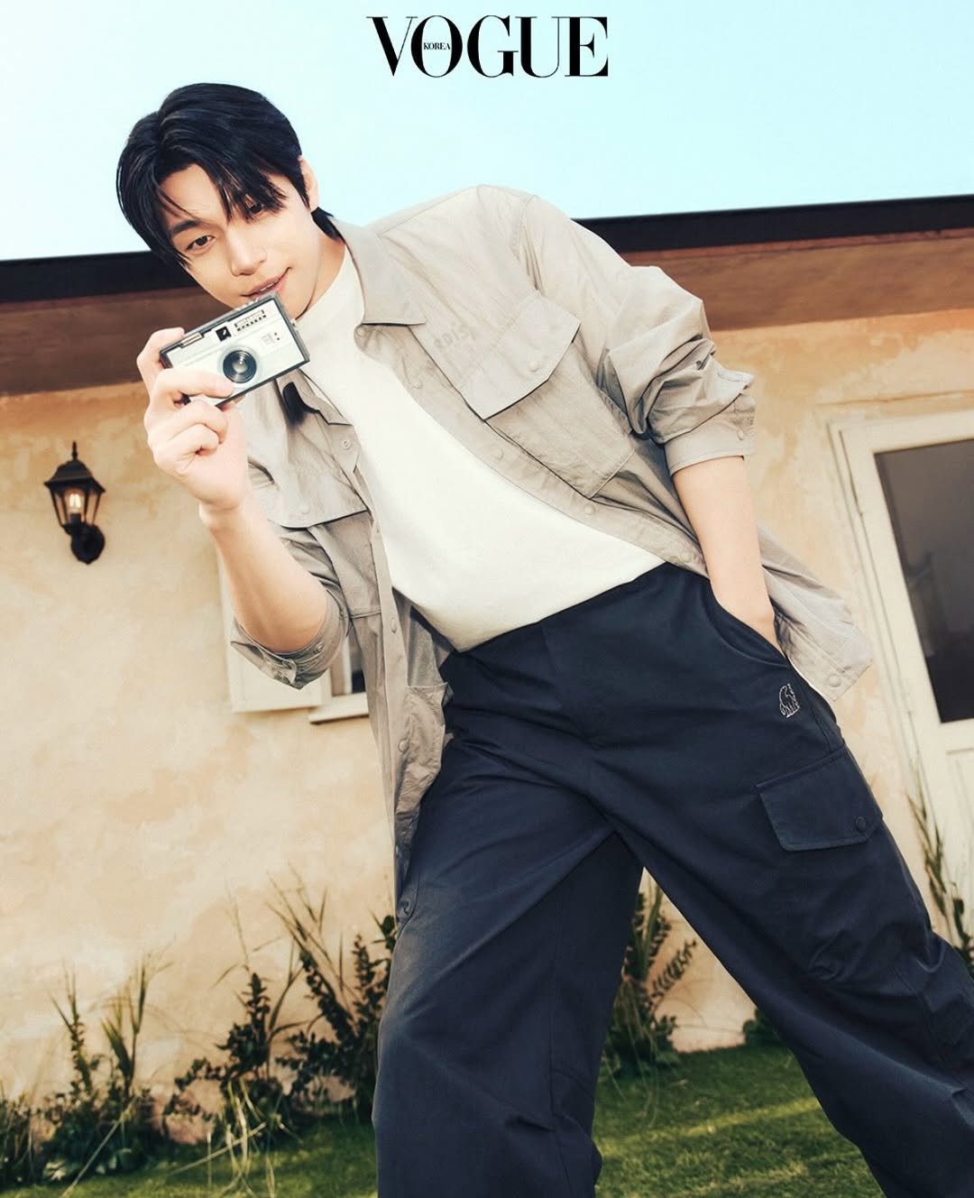 Photo shared by 위하준 Wi Ha Jun on March 28, 2026 tagging @voguekorea, and @nordisk_kr. May be an image of magazine and text that says 'vO VOGUE . x 201기'.