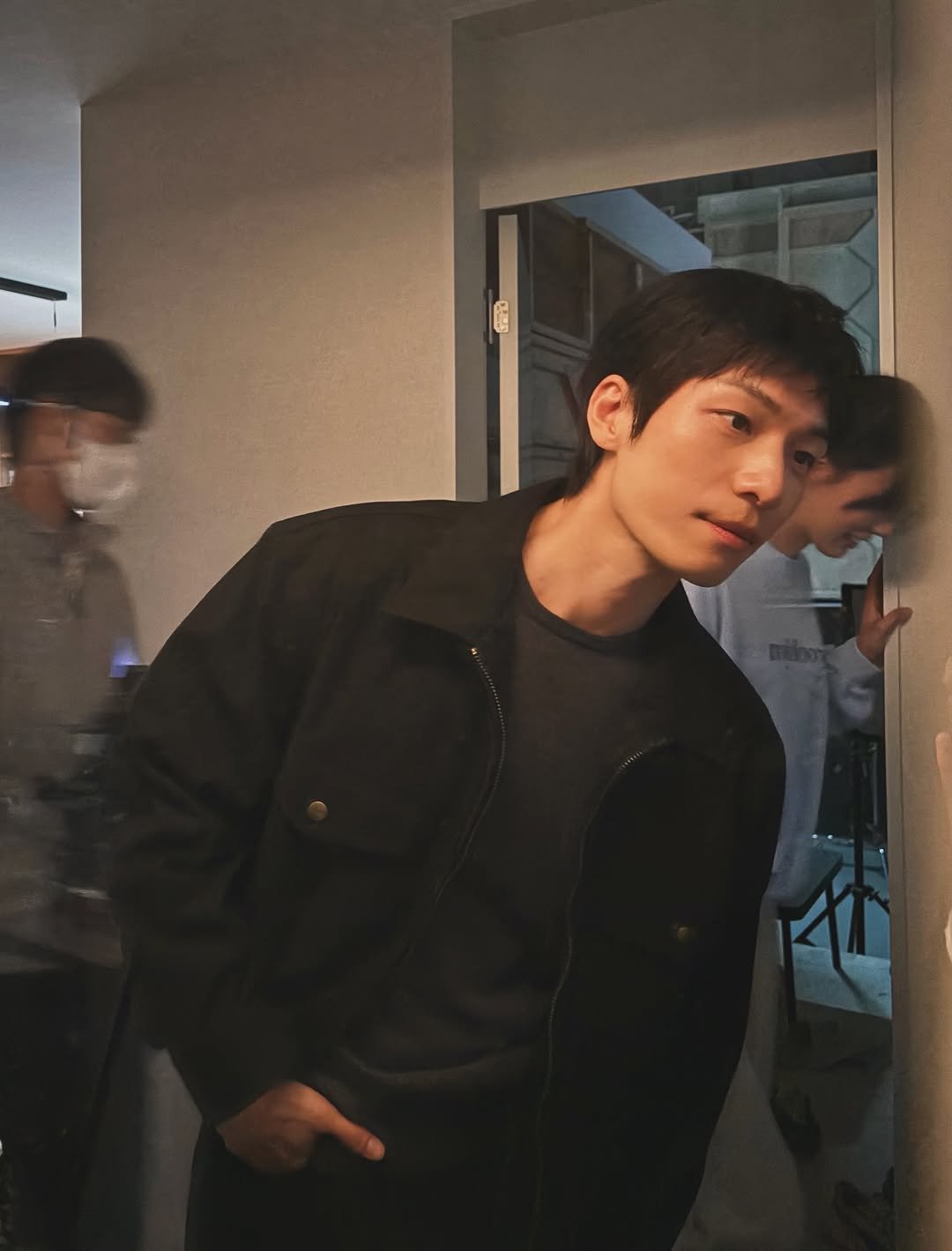 Photo by 위하준 Wi Ha Jun on March 13, 2026. May be an image of one or more people, duffle coat, top and text.