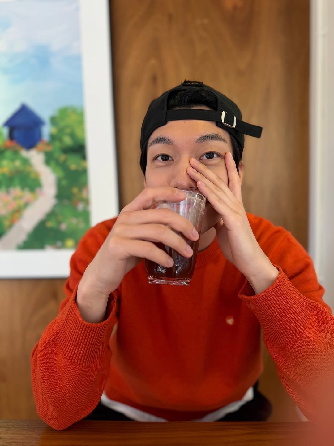 Photo by 위하준 Wi Ha Jun on November 15, 2025. May be an image of juice, chocolate milk, cornflower and text.