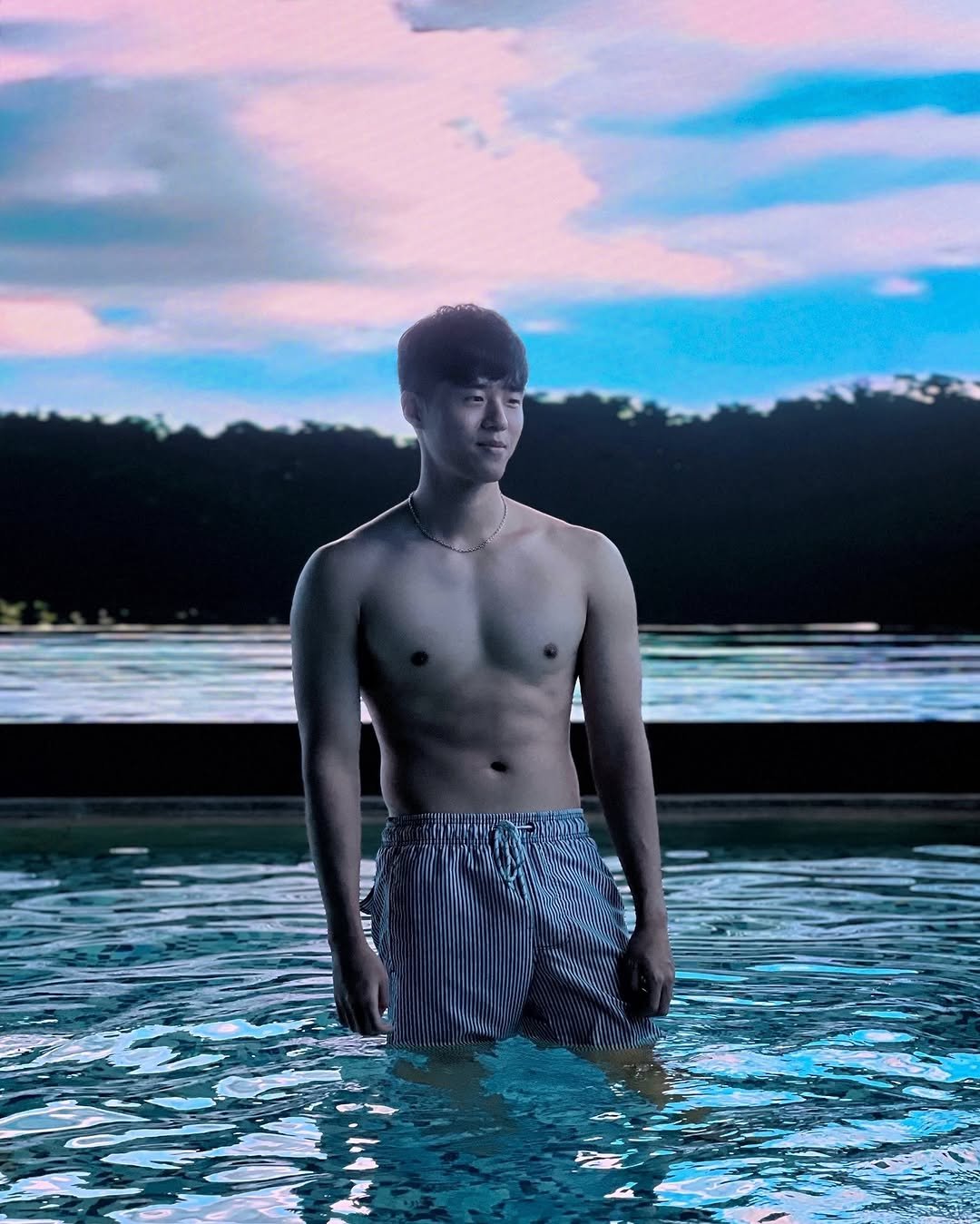 Photo by 잼 on June 23, 2025. May be an image of 1 person and pool.
