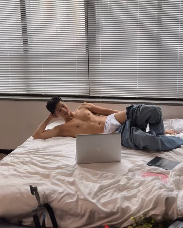 win.again__ 게시물 이미지: 즐거웠던 바디프로필 촬영📸
@akadin_studio 

#reels #바디프로필 #바프 #촬영