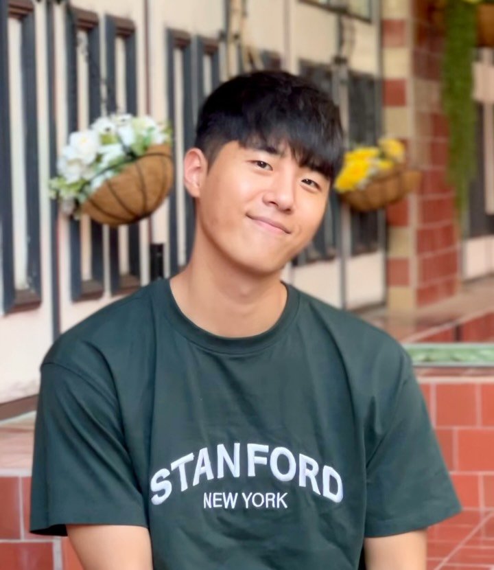 win.again__ 게시물 이미지: Last Sunday🙂