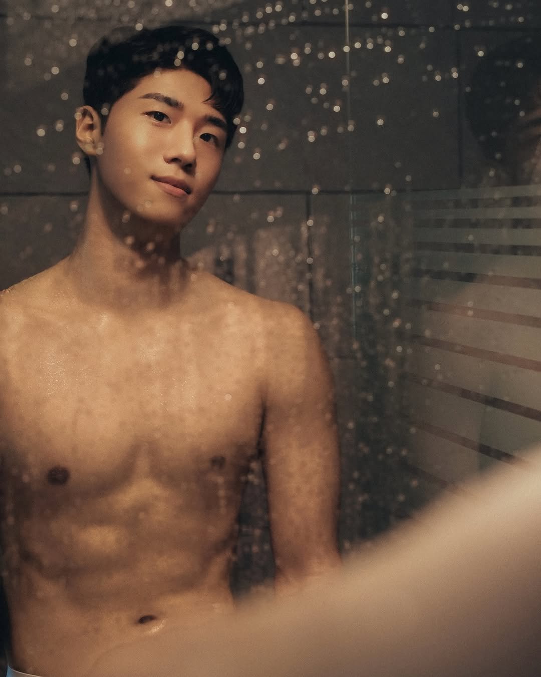 Photo shared by 잼 on December 19, 2025 tagging @situation.apt. May be an image of one or more people, shower, underwear, bathtub and text.