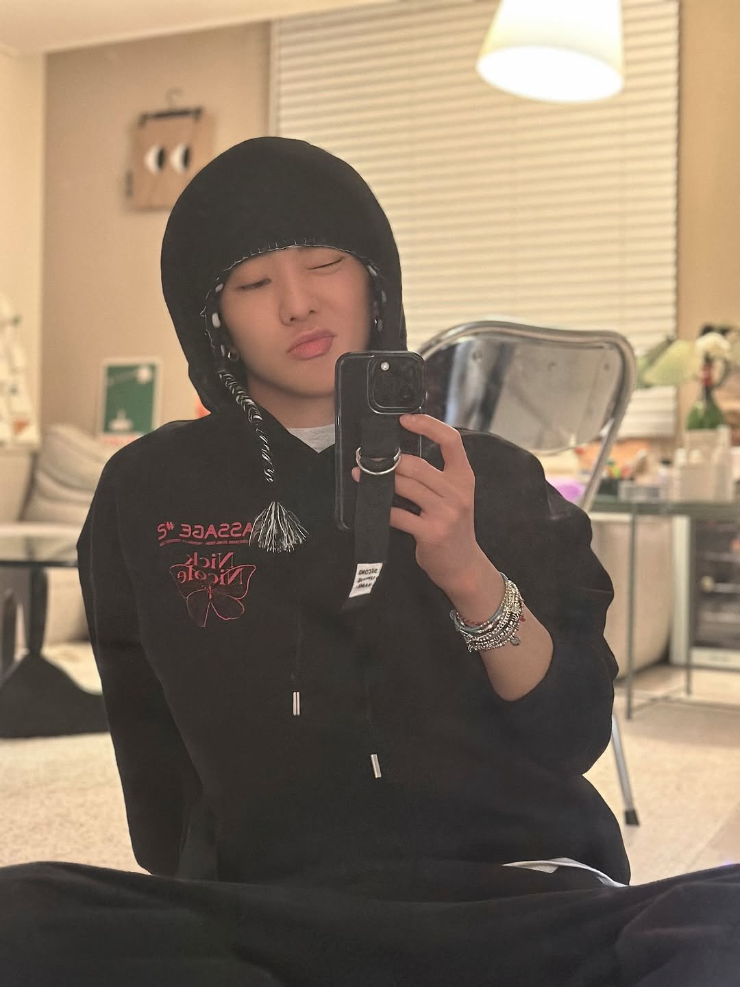 Photo shared by WINNER on February 06, 2026 tagging @w_n_r00. May be an image of phone, sweatpants and sweatshirt.
