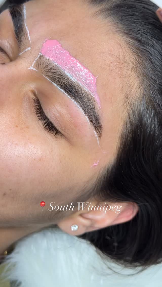winnipeg_beauty_by_simer 게시물 이미지: Dm for hydrafacial, laser ,mehndi henna,...