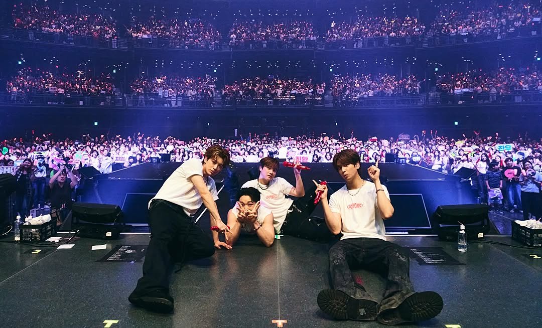 withikonic 게시물 이미지: TODAY’S iKON 📻

260613 iKON FOUREVER TOUR in...