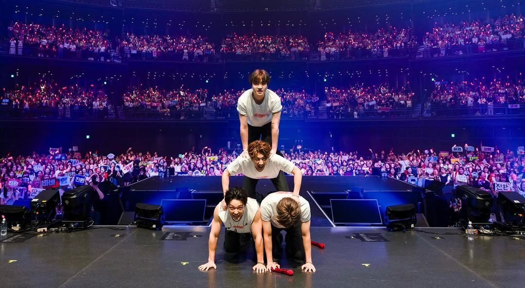 withikonic 게시물 이미지: TODAY‘S iKON 📻

260614 iKON FOUREVER TOUR in...