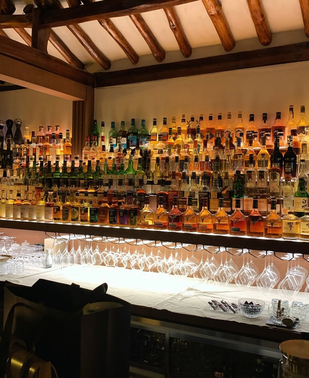 Photo by 예린 on November 30, 2025. May be an image of whiskey and text.