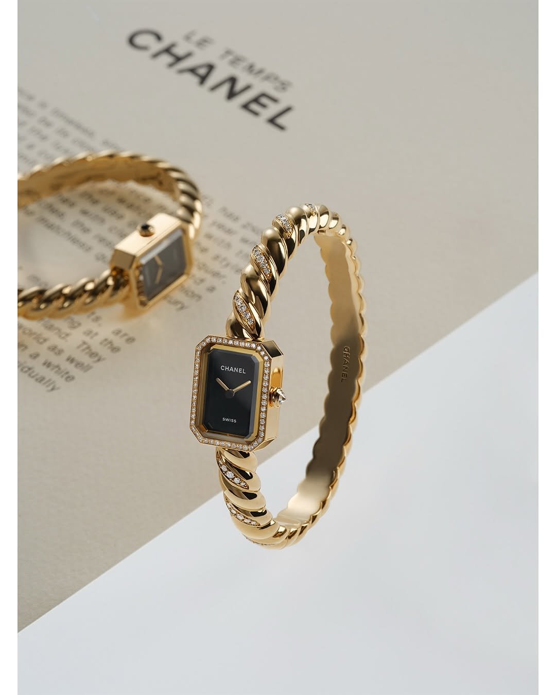Photo by W Korea on October 02, 2025. May be an image of jewelry, bangle and text that says 'CHANEL CHANEL TMnG at dualh a white n as we The) the are CHANEL M15'.