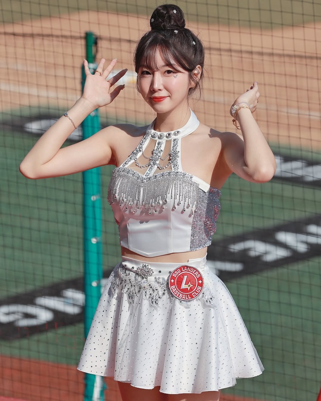 Photo shared by 안지현🇰🇷 ♯₁|Ji Hyun An|安芝儇 ♯₂ 🐷 on March 25, 2025 tagging @husmallwhite.