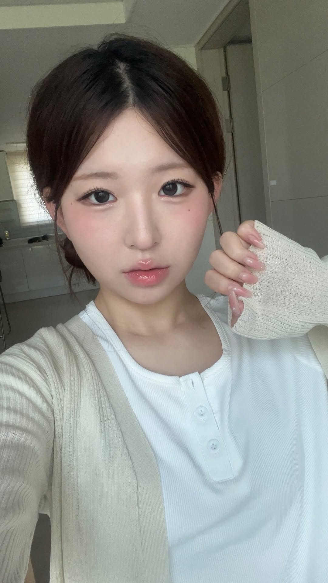 wo55555n 게시물 이미지: 막차 놓쳐버림 뿌뿌~~

#fyp #릴스 #릴스 #trend #04