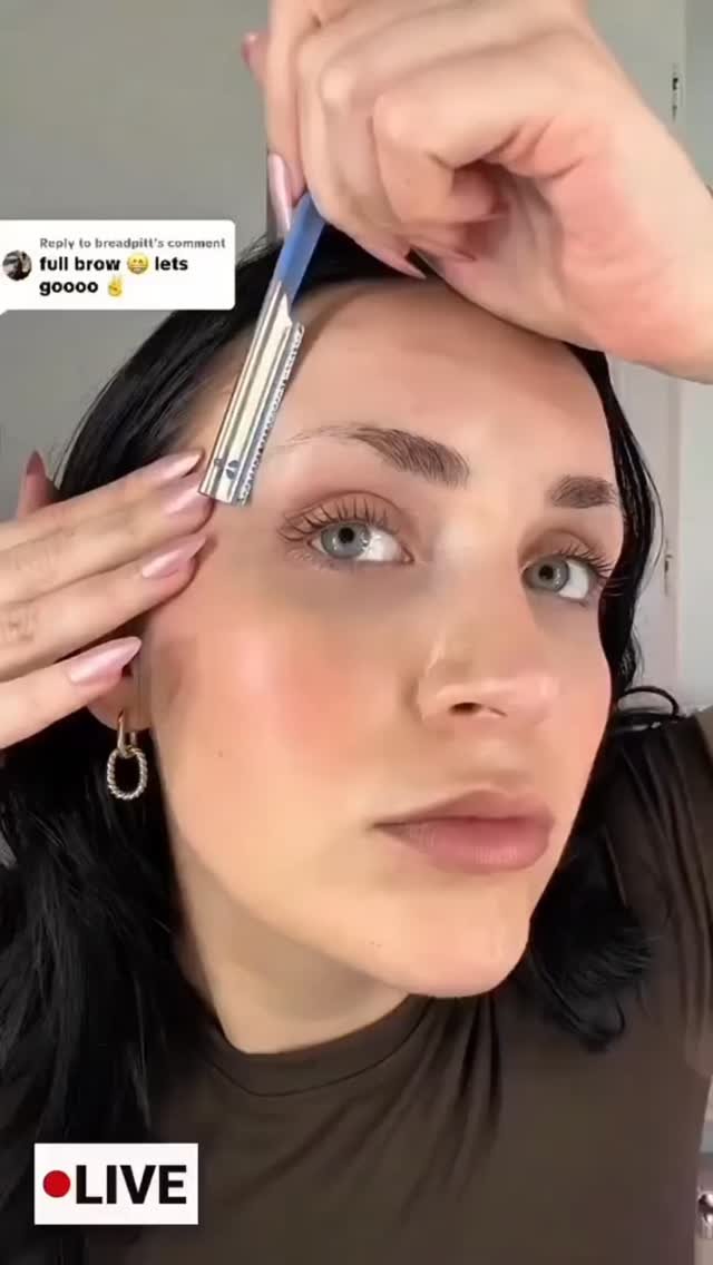 women_fitness93 게시물 이미지: LINK IN BIO 📍@women_fitness93
Flawless brows,...