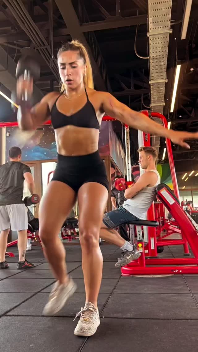 womenfitness_58fi 게시물 이미지: Es TODO o NADA ! Te dejo esta rutinaza “FULL...