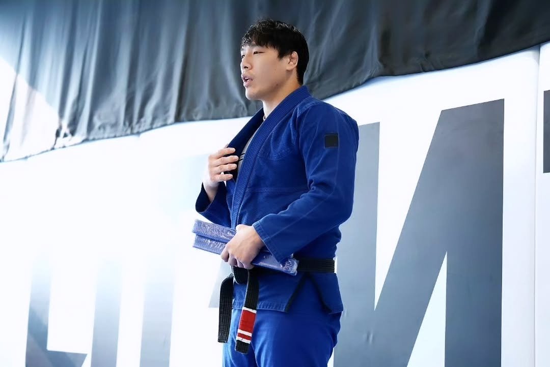 Photo shared by 조원희(JO.WONHEE) on December 30, 2025 tagging @opmt_bjjacademy, and @jiujitsu_kokk.