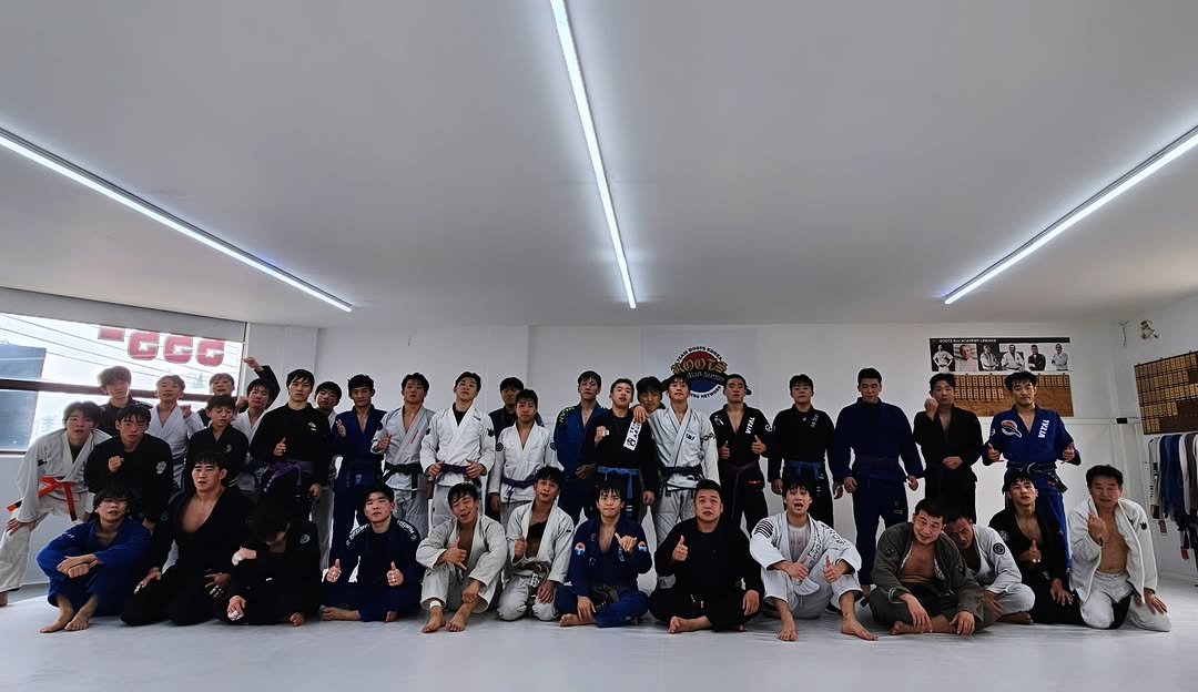 won.hee_bjj 게시물 이미지: 7월23일 목요일 팀루츠코리아 작전본관 화/목 오후1시 훈련🔥

2026년 여름...