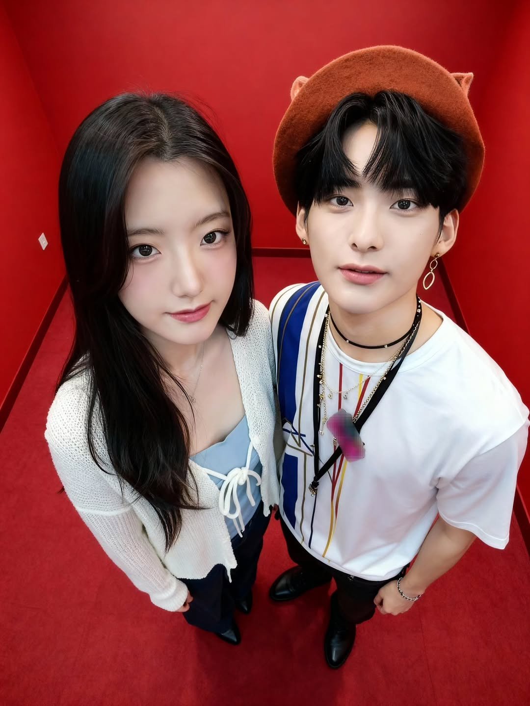 Photo by 원댕 on September 25, 2025. May be an image of 2 people and text.