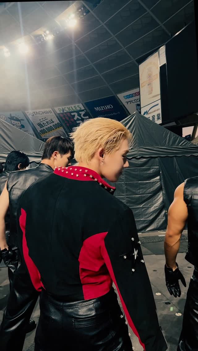 wonho_offcl 게시물 이미지: Man into a maniac😎

#WONHO #원호 
#Maniac
#ASEA #ASEA2026