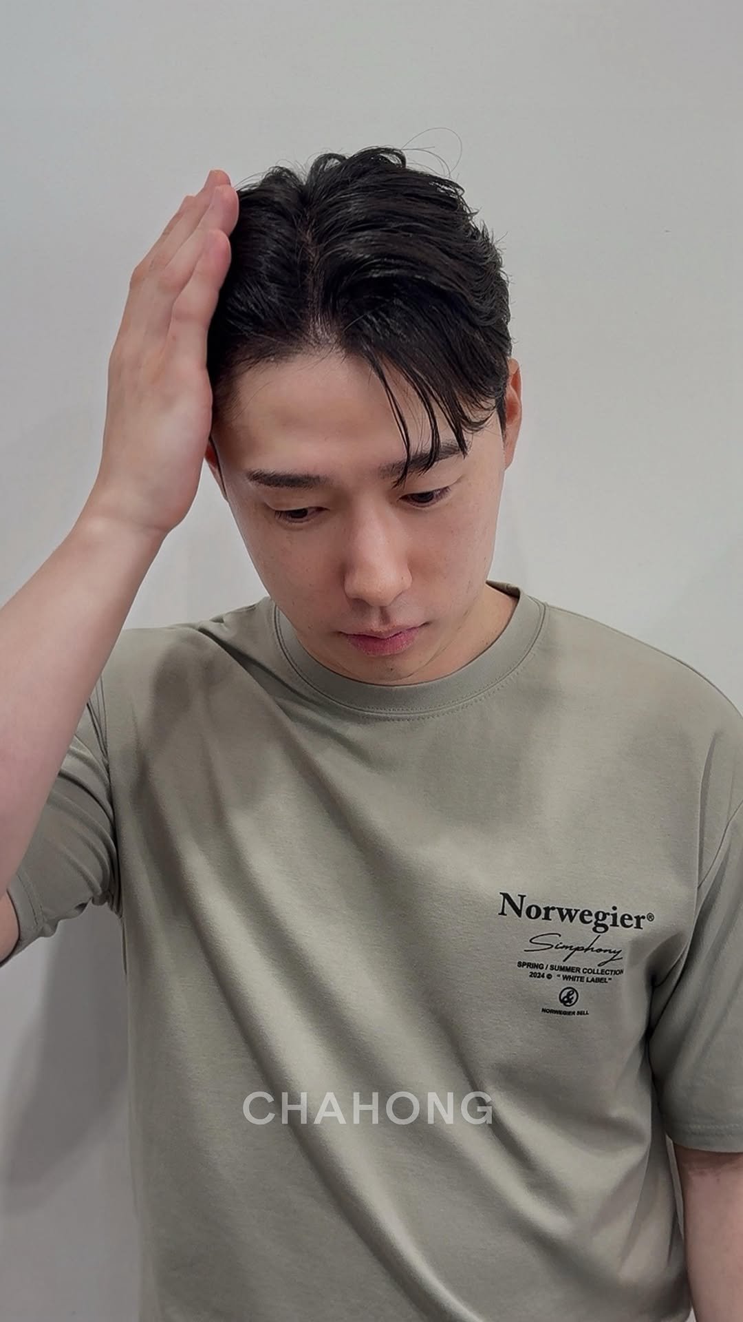 woo_hy.00 게시물 이미지: 트렌디한 반깐머리??#가일펌 #카머펌
깔끔하고 본인에게 어울리는 남자머리는...