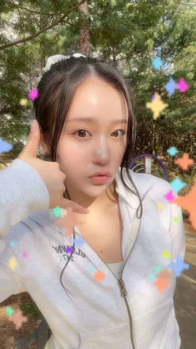 wooah_nv 게시물 이미지: もしもし🤙🏻

#WOOAH #우아 #SORA #소라