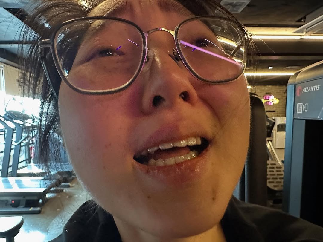 Photo by 우비 on October 01, 2025. May be an image of 1 person and eyeglasses.