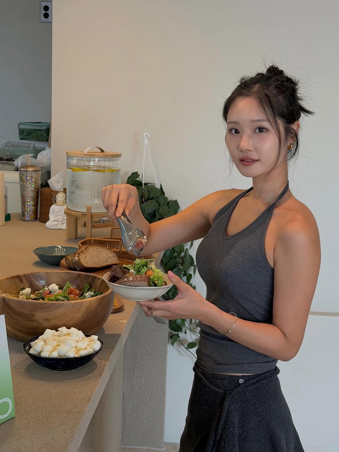 Photo shared by 우나스 woonas on November 09, 2025 tagging @injiactiveofficial, and @_habitstudio. May be an image of sushi, pot, vegetable and text.