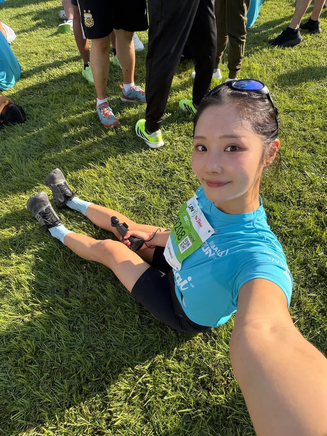 Photo shared by 우나스 woonas on November 24, 2025 tagging @ridarsport. May be an image of plant, grass and text.