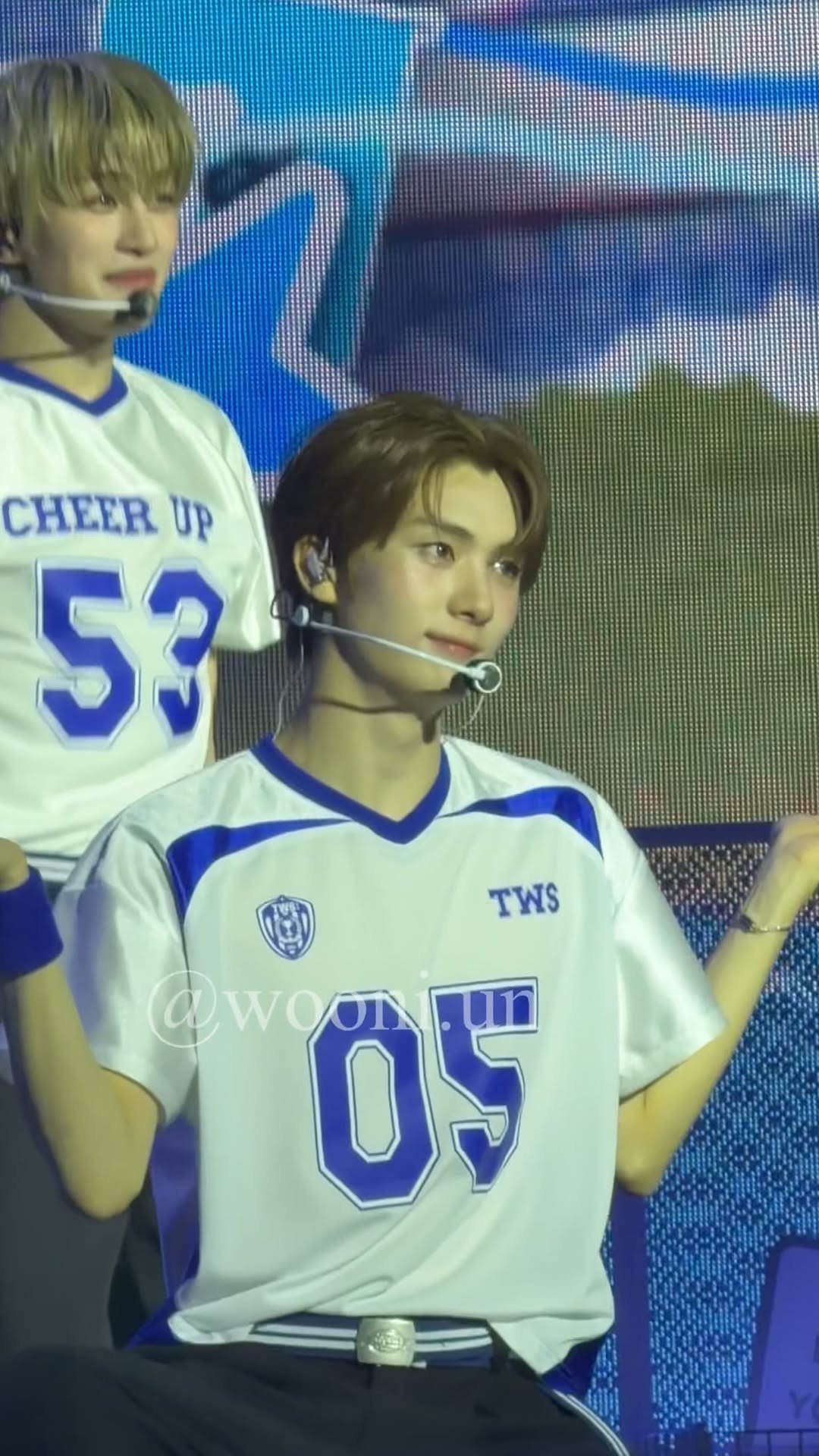 wooni.un 게시물 이미지: 영재 치얼업 제가 무료공유합니다진짜..
아눈물나와…손바들바들떨면서찍음

#TWS...