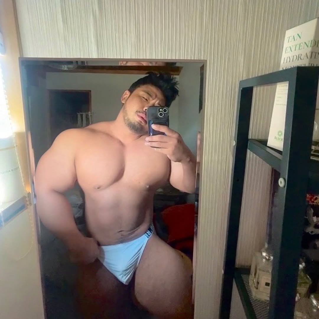 woooh_31 게시물 이미지: 자다말고 찰칵 3키로 빠졌다
수영복 간신히...