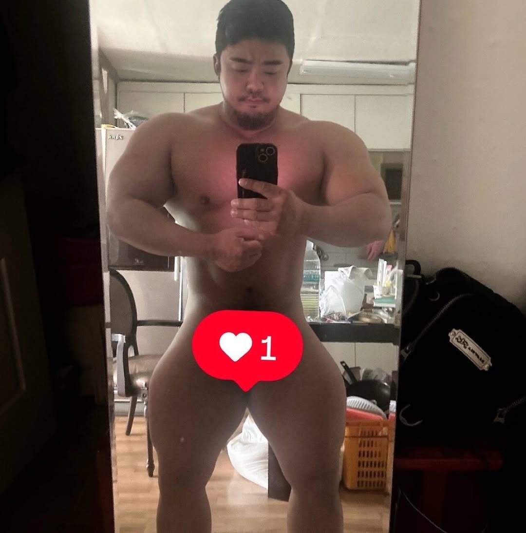 woooh_31 게시물 이미지: 5월끝 벌써6월 새해목표 10퍼쯤 달성한듯 ..
가끔 닭밥쥬스 때려넣고 터질 것...