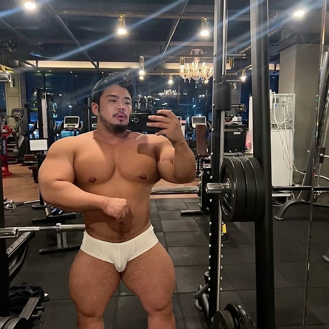 woooh_31 게시물 이미지: Finally Found You

#gymrat#fitness#korean#man#bulking