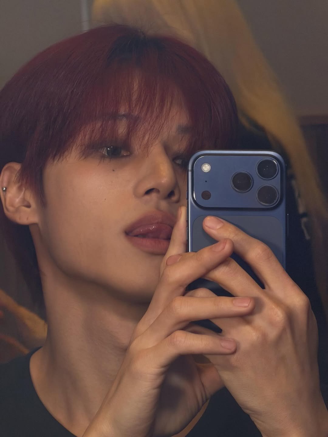 Photo by 우영 (WOOYOUNG) on January 31, 2026. May be an image of one or more people, hair and text.