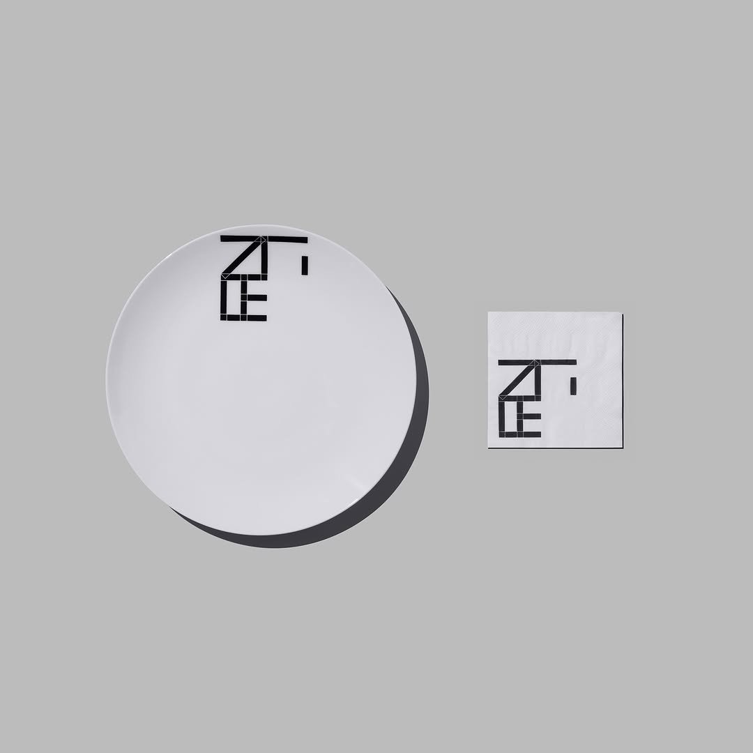 Photo by Han Gao on September 30, 2025. May be a graphic of chinaware, kitchenware, plate and text.