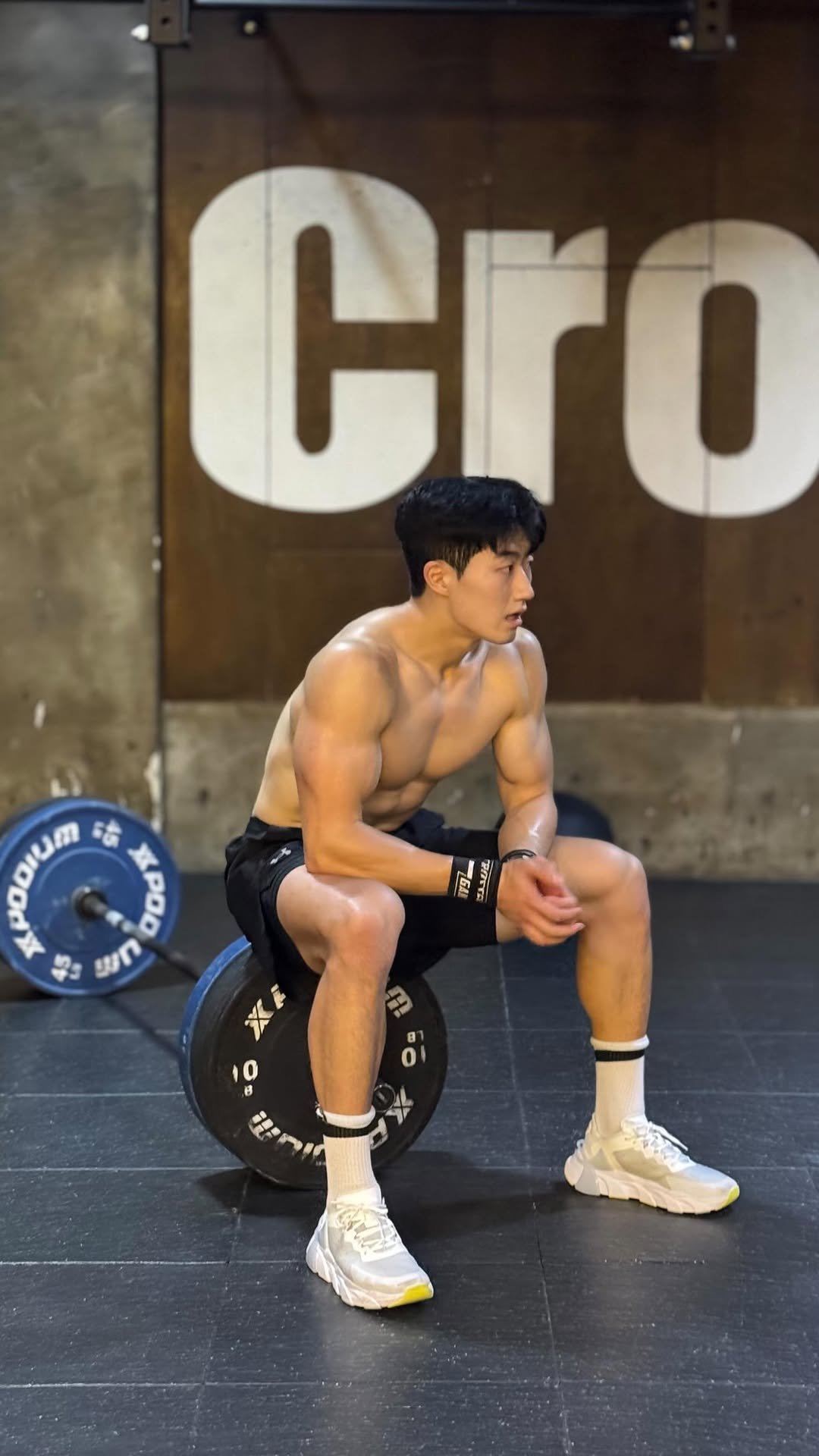 workout_minkyu 게시물 이미지: 추석 전날, 1000kcal 이상 태우기.
함께 했기에 했냈다. 한동안 이 와드는...