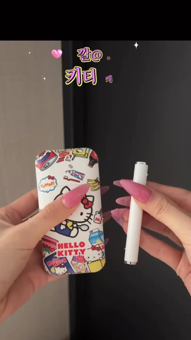 worldhot_item 게시물 이미지: ”🎀 내 가방 속 킬링 포인트!

어릴 적 추억 소환하는 헬로키티가 이렇게 힙하게...