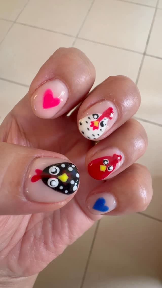worldofmama_ 게시물 이미지: Day 30: I got nail art of my chicks 🐥#chicken...