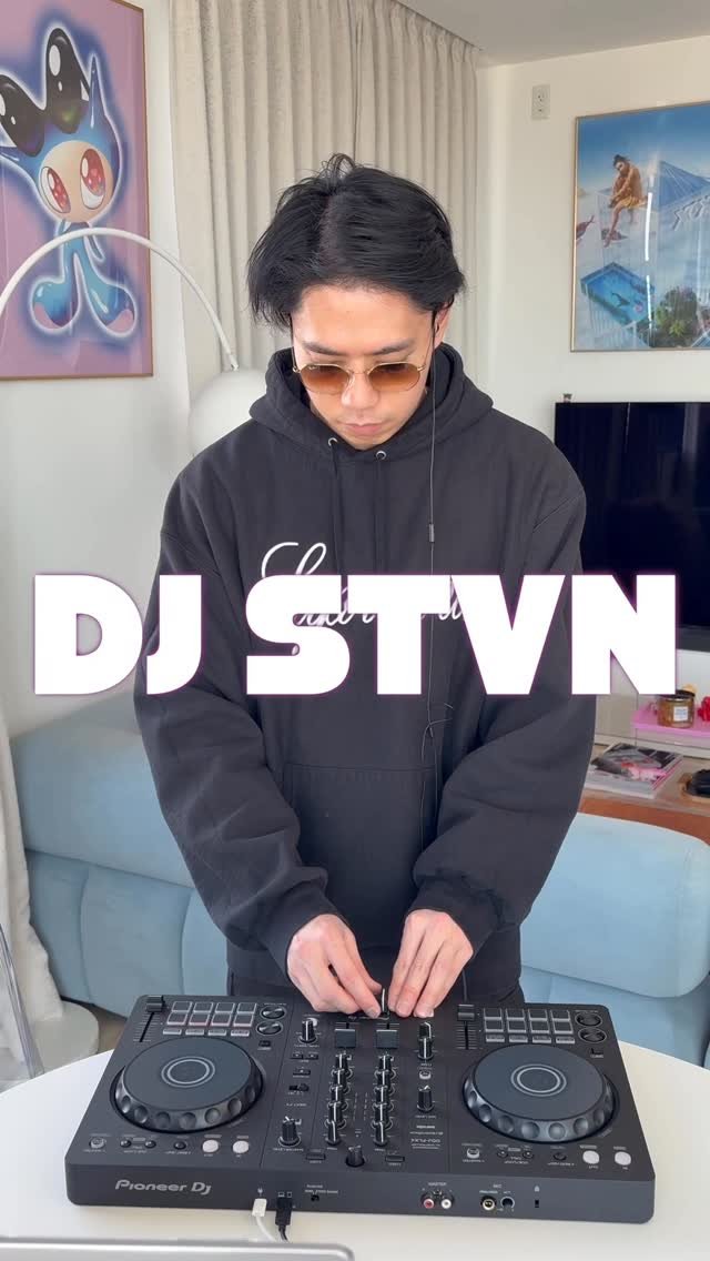 worldofmama_ 게시물 이미지: Trying out a DJ controller! #dj