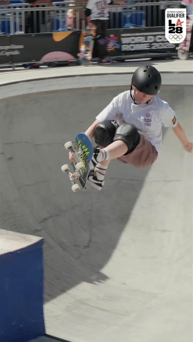 worldskatejapan_sb 게시물 이미지: 岡本碧優選手が東京2020以来初めて国際大会に出場🥹🛹

岡本選手は8位で準々決勝を通過し、本...