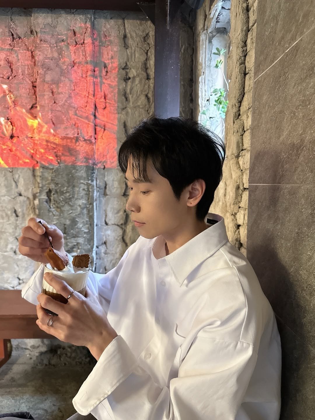 Photo by 남상훈 on August 16, 2025. May be an image of 1 person, bath robe and text.