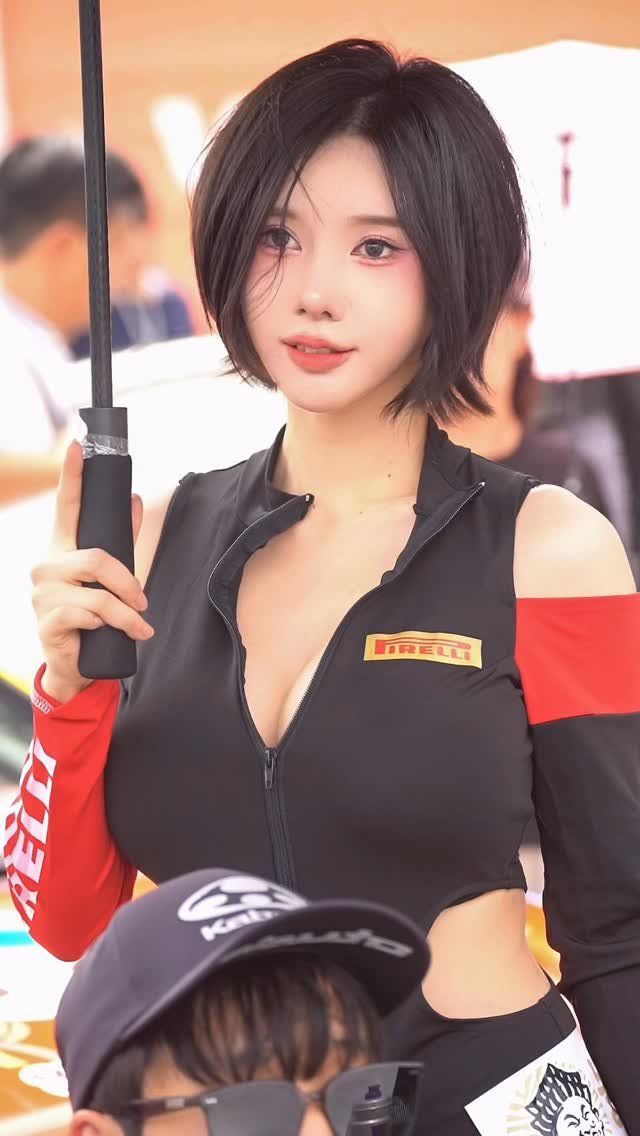 ww0205ww 게시물 이미지: 깜짝등장..