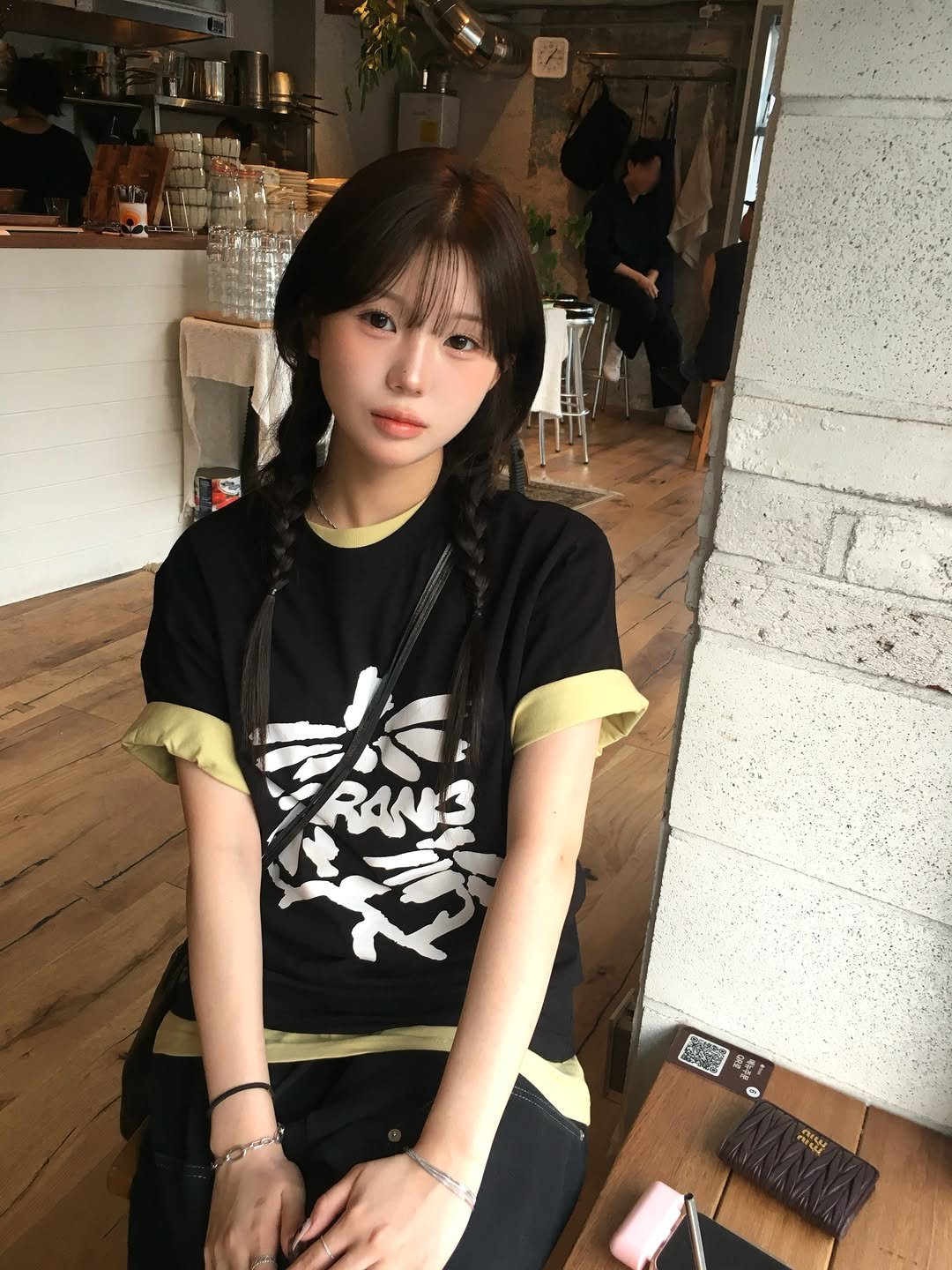 x_5e8 게시물 이미지: 레이어드 좋ㅇㅏ…. 💛🖤🤍 @sorano_kr @maichoitokyo
