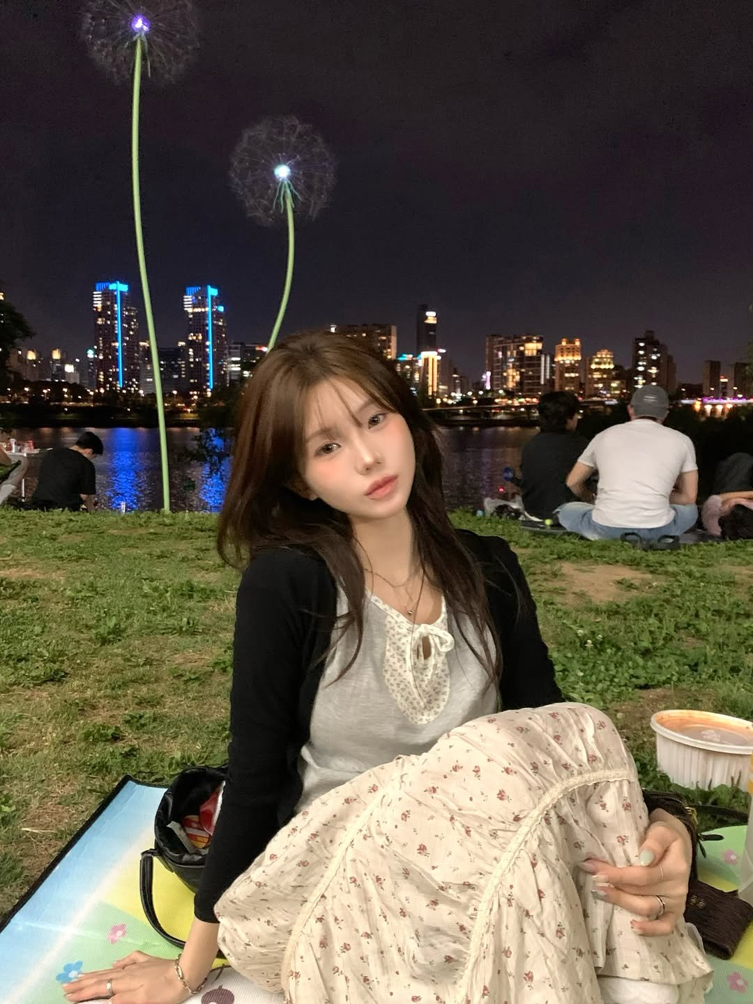 x_5e8 게시물 이미지: 무더운 바암~