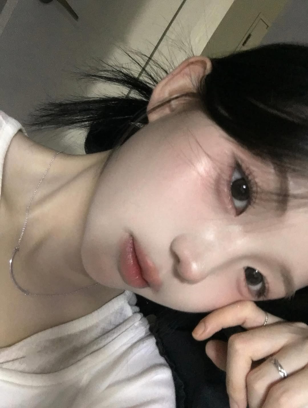 Photo by 강다인 on October 16, 2025. May be a selfie of one or more people, hair and text.