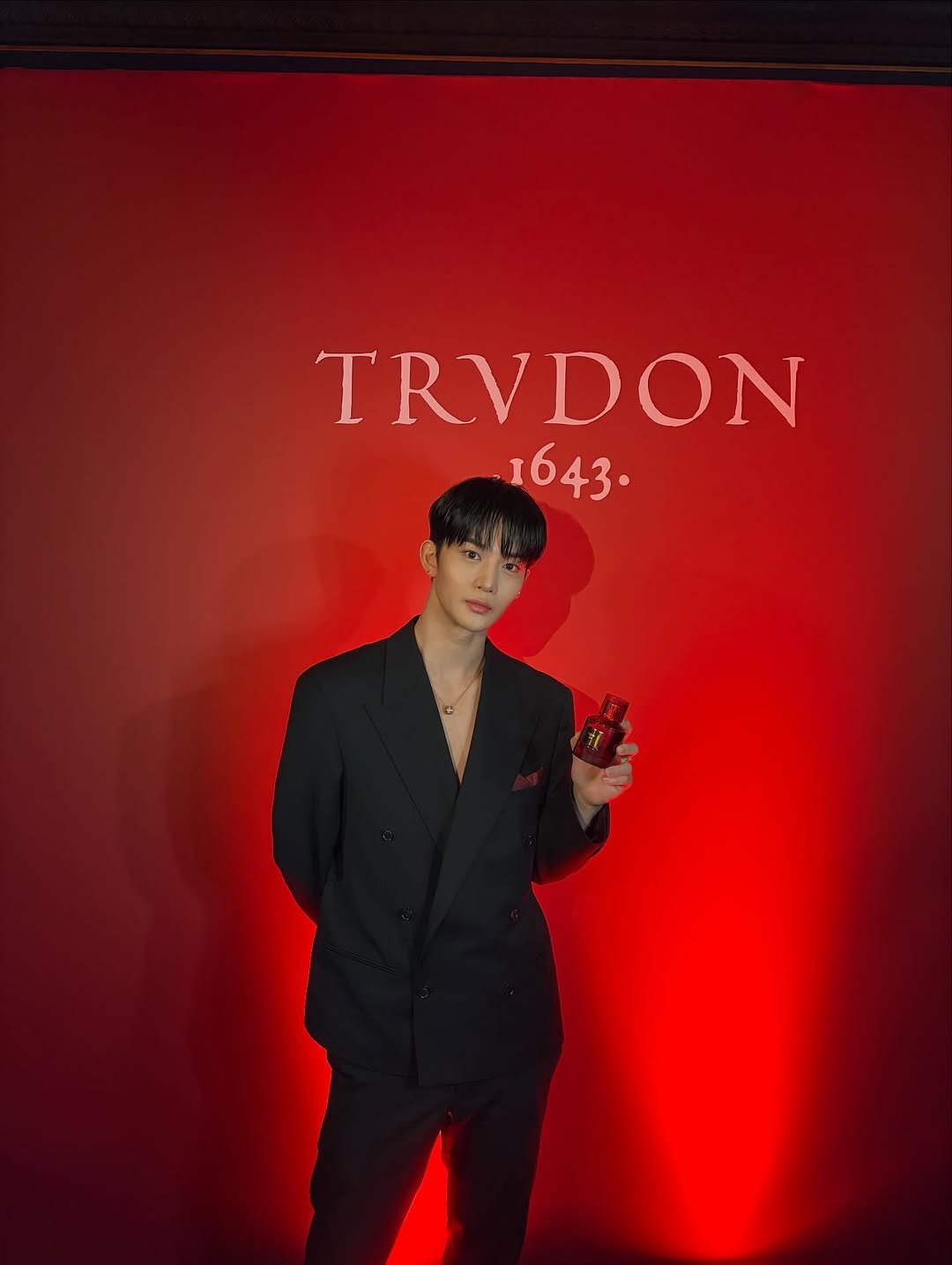 Photo by 배진영  BAEJINYOUNG on October 27, 2025.