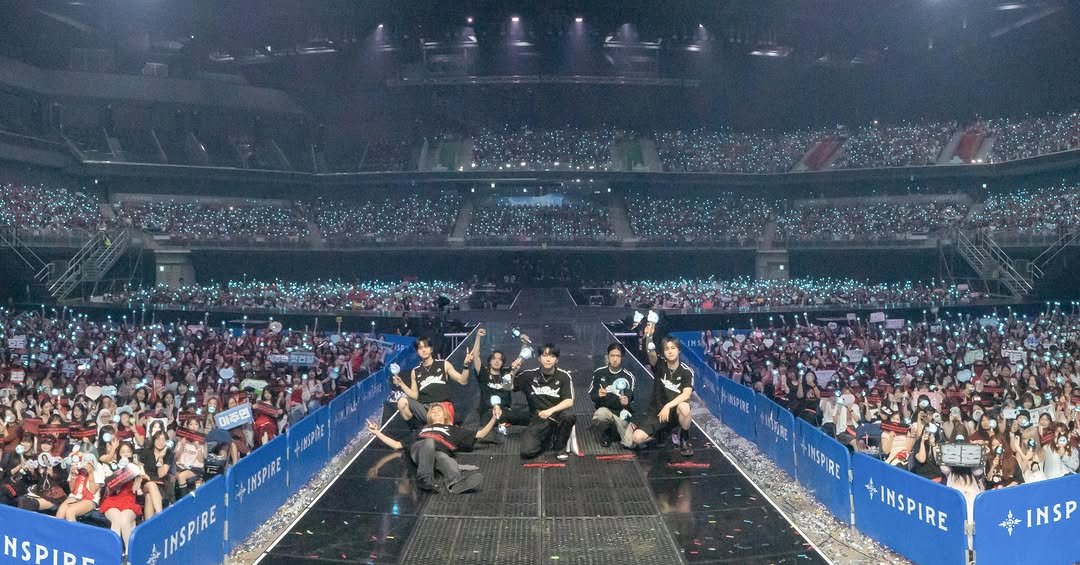 xdinaryheroes_official 게시물 이미지: ⠀ 
끝이 와도 꺼지지 않을 우리의 빛 💙
Voyager처럼 다시 항해할 우리...