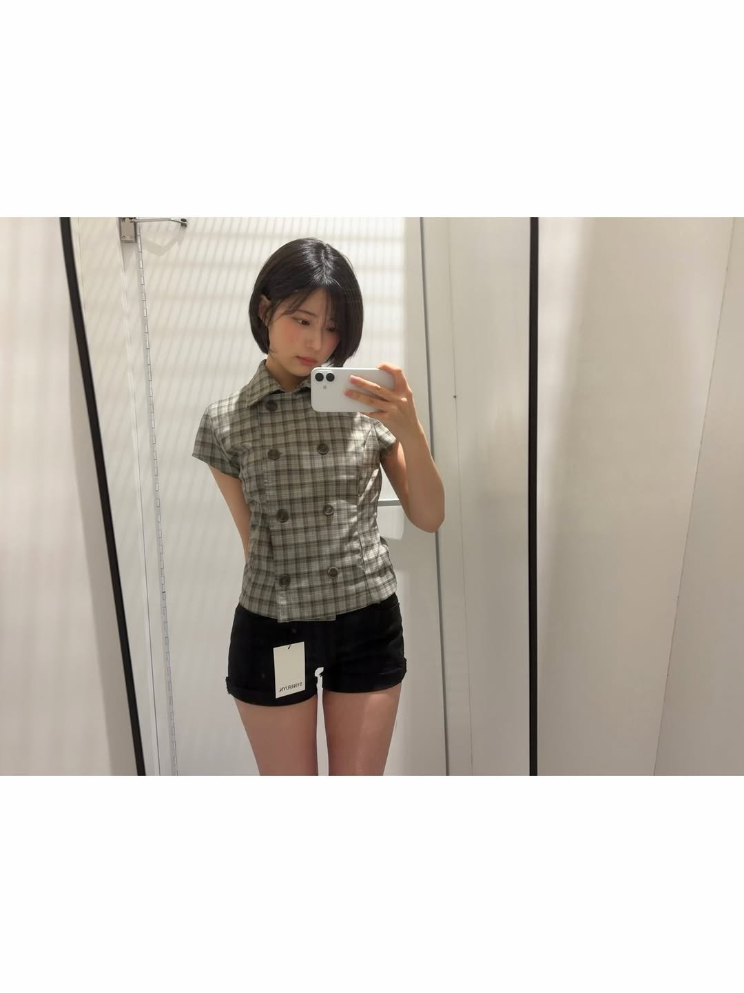 xeeheremin 게시물 이미지: 시너진 팝업에서 파산할 뻔한 사건...
그리구 머리를 자른 사건 ><

📍더현대서울...