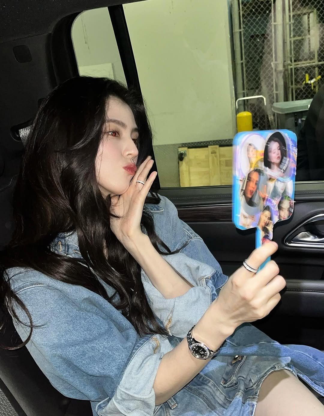 Photo by 한소희 on September 11, 2025. May be an image of phone and lollipop.