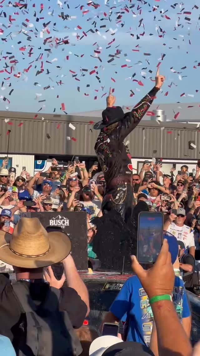 xfinityracing 게시물 이미지: It’s a bad night to be a ‘Dente.

Congrats on...